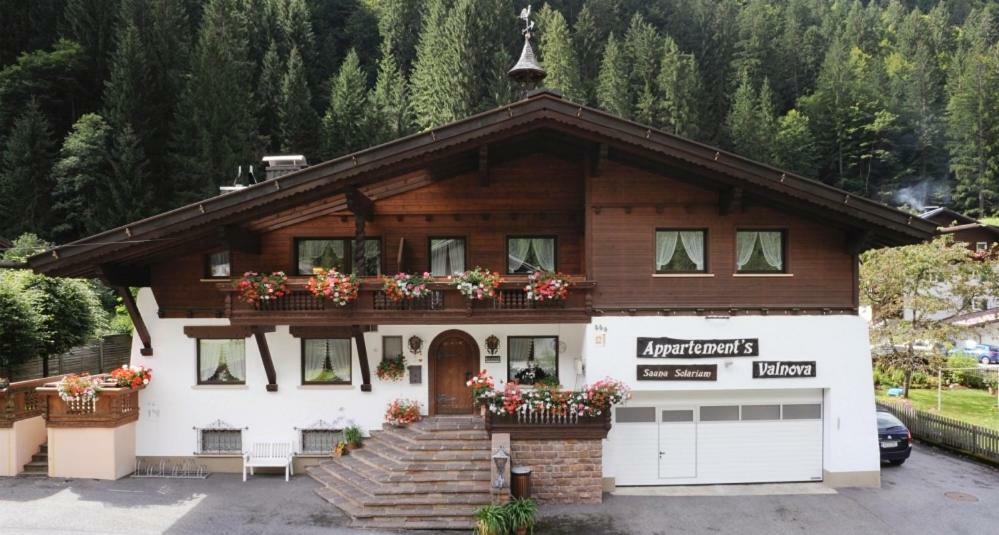 Appartment Valnova / Barga パーテネン エクステリア 写真
